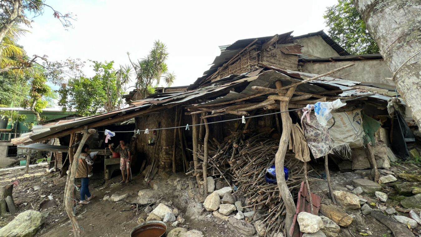 Beschädigte Hütte